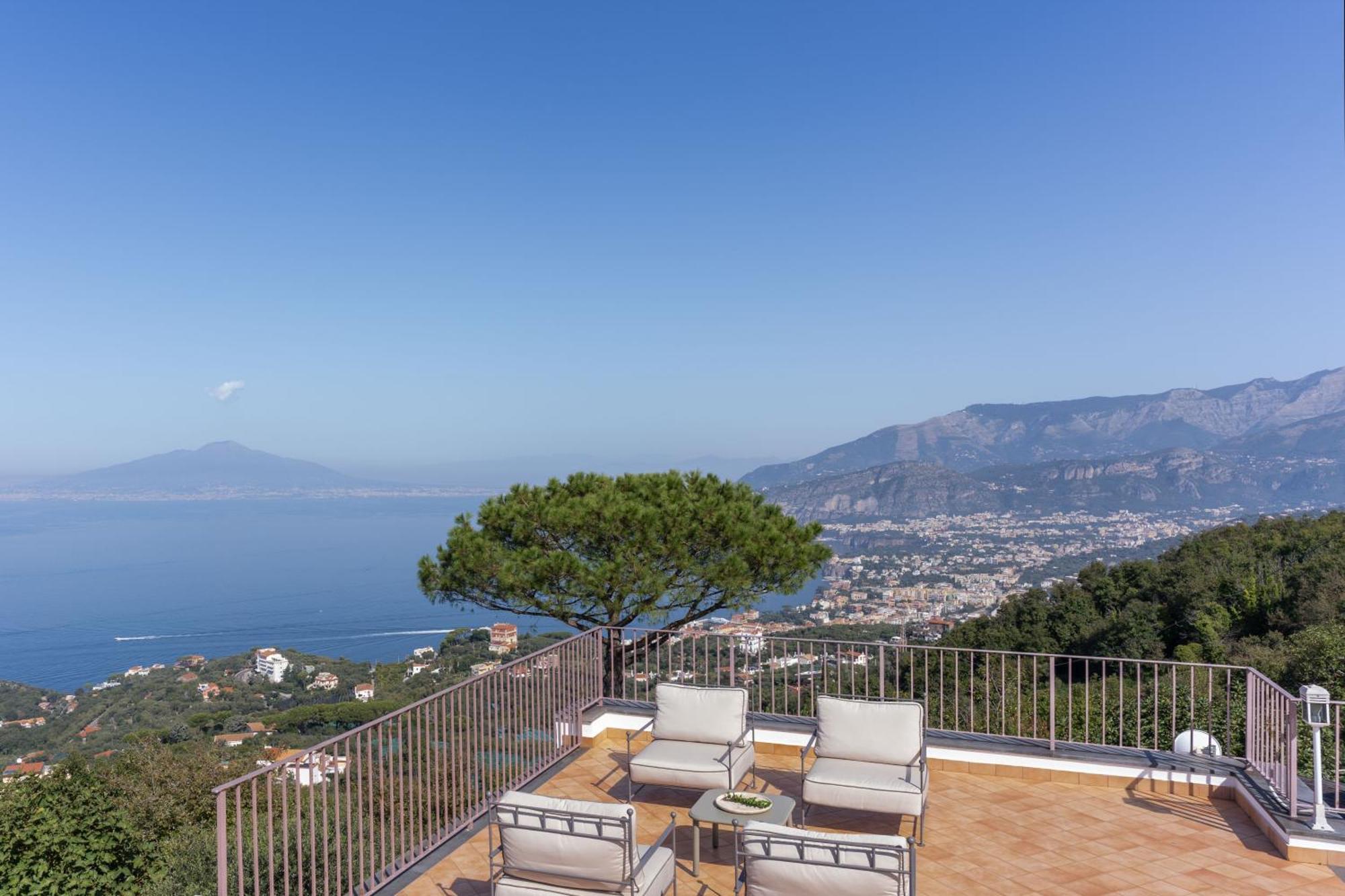 Villa Giulia Boutique Views Pool And Guest Services Sorrento Kültér fotó