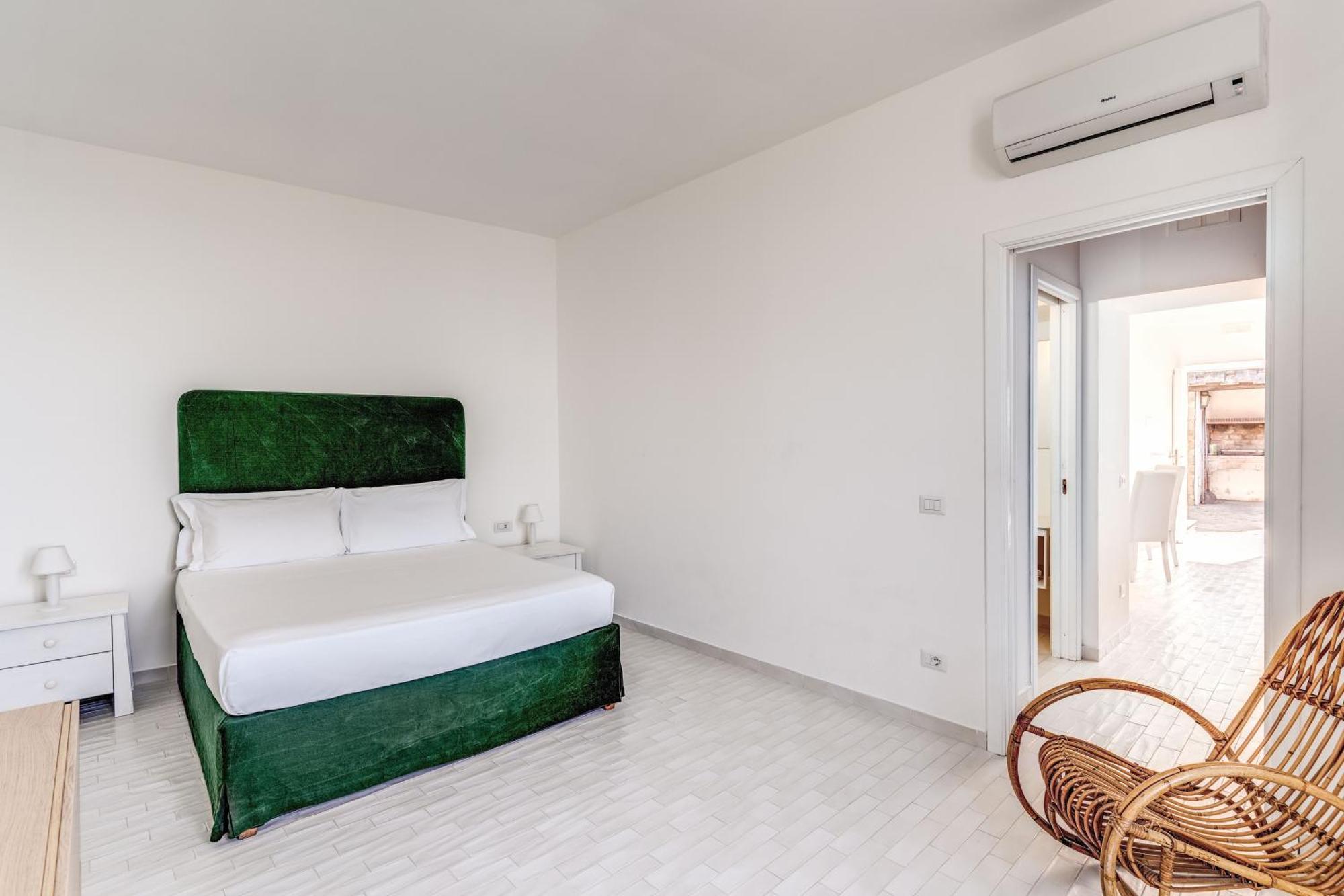 Villa Giulia Boutique Views Pool And Guest Services Sorrento Kültér fotó