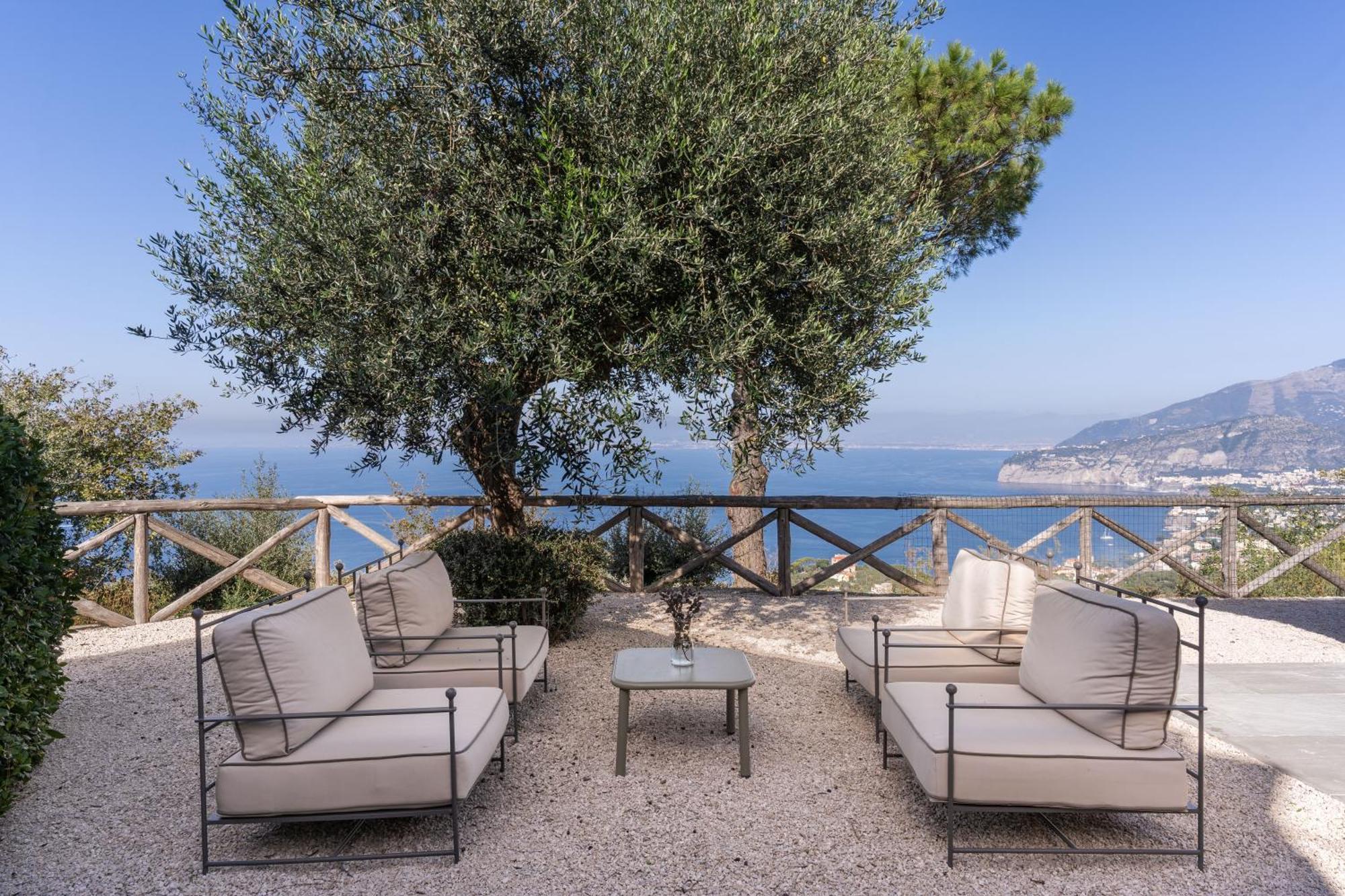 Villa Giulia Boutique Views Pool And Guest Services Sorrento Kültér fotó
